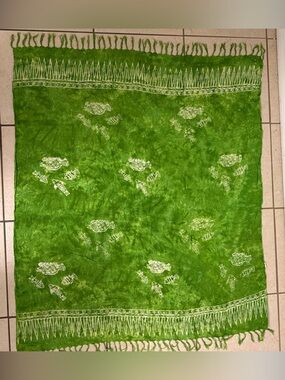 Green Fringed Women's Scarf Wrap - Lightweight Printed Shawl
